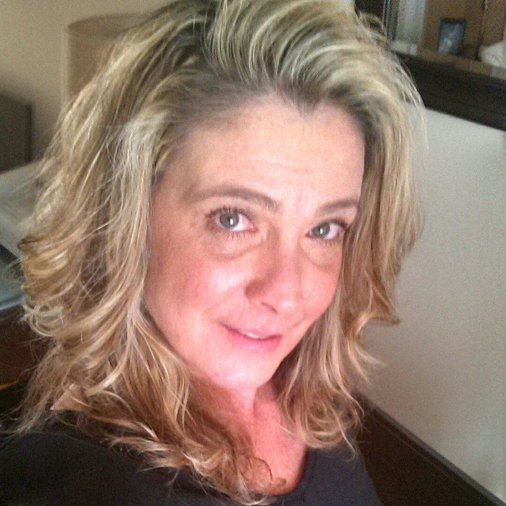 Meet your Posher, Debbie